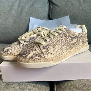 Dolce Vita Madox Sneaker Stone Snake Print - Size 10